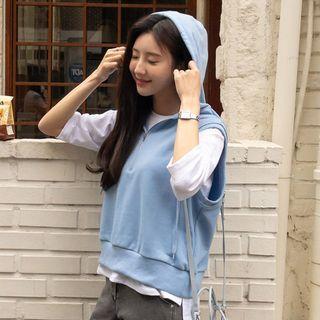 Sleeveless Zip-detail Hoodie