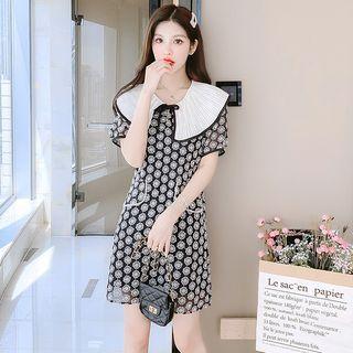 Short-sleeve Wide Collar Floral Mini Dress