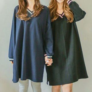 Ribbed V-neck Sweat Dress
