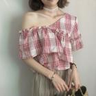 One Shoulder Elbow Sleeve Plaid Top