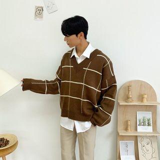 V-neck Oversized Checked Sweater