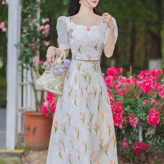 Set: Short-sleeve Floral Cropped Blouse + A-line Midi Skirt