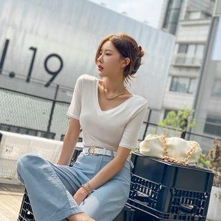 Short-sleeve Convertible T-shirt