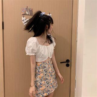 Puff-sleeve Crop Top / Fitted Floral Print Mini Skirt
