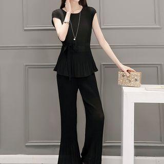 Set: Sleeveless Pleated Top + Pants