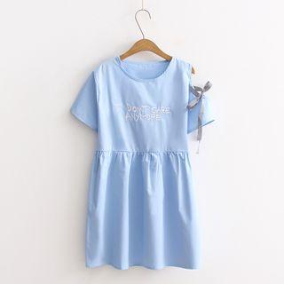 Lettering Cold Shoulder Short-sleeve A-line Dress