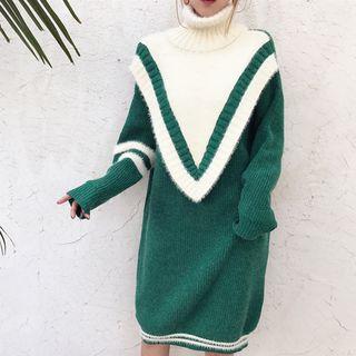 Long-sleeve Turtleneck Two-tone Knit Dress