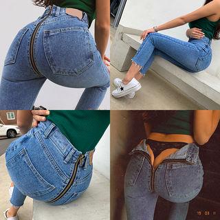 Zip-back Straight-cut Jeans