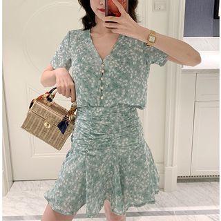 Set: Short-sleeve Floral Chiffon Buttoned Top + A-line Mini Skirt