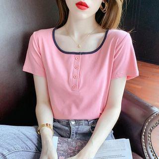 Short-sleeve Scoop-neck Henley T-shirt