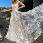 Sleeveless Lace Sheath Wedding Dress