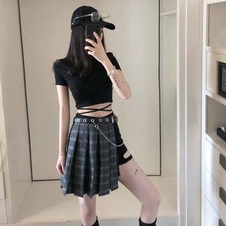 Cutout High-waist Short / Cropped Short-sleeve T-shirt / Belt / Pleated A-line Skirt