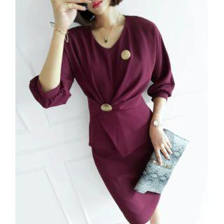 V-neck Peplum-hem Sheath Dress