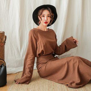 Round-neck Wide-sleeve Top