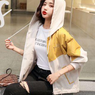 Two-tone Letter Embroidered Hooded Jacket