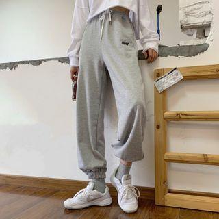 Lettering Sweatshirt / Drawstring Sweatpants