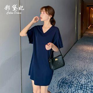 Plain Short-sleeve V-neck Mini Shift Dress