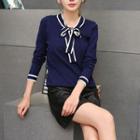 Contrast Trim Bow-accent Sweater