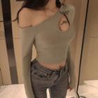 One-shoulder Long-sleeve Cutout Cropped T-shirt