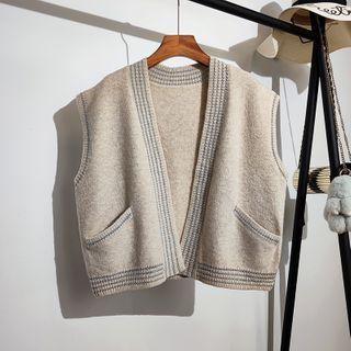 Buttonless Cardigan