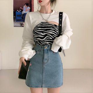Cutout Sweatshirt / Spaghetti Strap Zebra Print Top