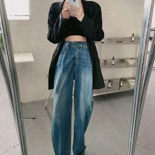Plain Blazer / Irregular Ripped Jeans