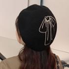 Bow Embroidered Knit Beret Hat