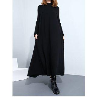 Turtleneck Loose-fit Dress