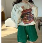Long-sleeve Printed Sweatshirt / Plain Shorts
