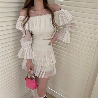 Bell-sleeve Off-shoulder Ruffled Blouse / Layered Mini A-line Skirt