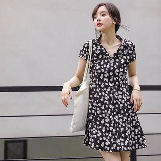Short-sleeve Floral Buttoned A-line Mini Dress