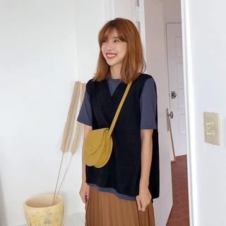 V-neck Knit Vest In 7 Colors