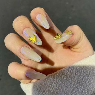 Butterfly Faux Nail Patch White - One Size