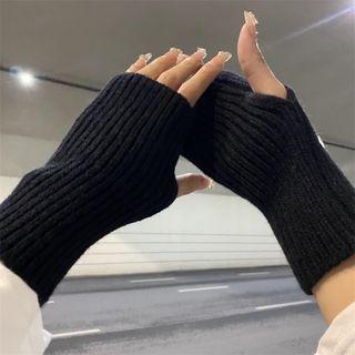 Ribbed Knit Fingerless Gloves