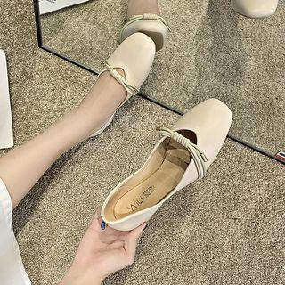 Knotted Square Toe Mary Jane Low Heel Pumps