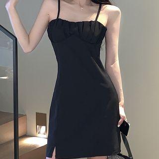 Short-sleeve Cropped Blazer / Strappy A-line Dress