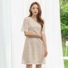 V-neck Puff-shoulder Lace Dress