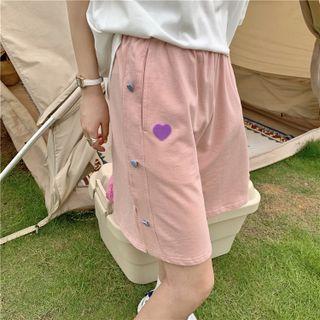 Short-sleeve Heart Embroidered T-shirt / Shorts