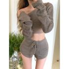 Cold-shoulder Crop Knit Top / Shorts