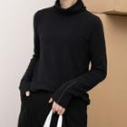 Turtleneck Contrast Stitching T-shirt