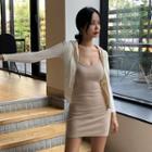 Pocket-front Slim-fit Hoodie