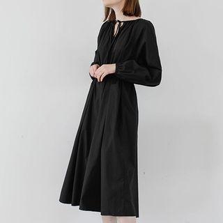 V-neck Lantern Sleeve A-line Midi Dress