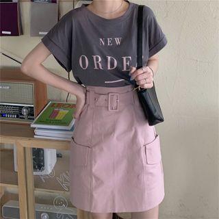 Short-sleeve Letter Print T-shirt / Mini Cargo Skirt
