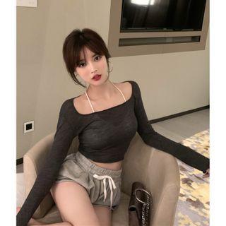 Long-sleeve Cropped T-shirt / Camisole Top / Sweatshorts
