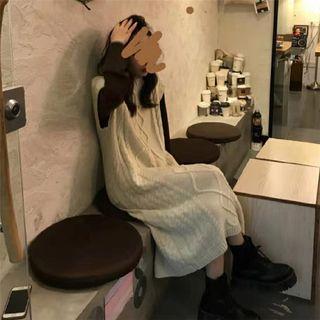 Long-sleeve T-shirt / Sleeveless Cable Knit Dress