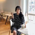 Round-neck Paisley Flare Dress Black - One Size