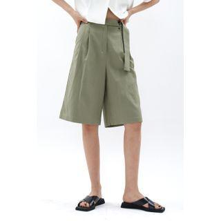 Draped Stitched Wide-leg Shorts