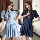 Set: Short-sleeve Mini Pleated Dress + Tie