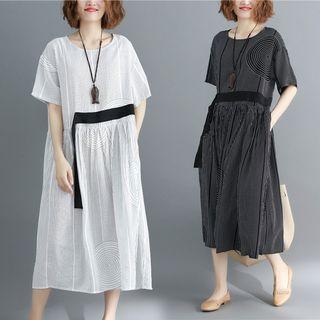 Short-sleeve Midi Striped Shift Dress