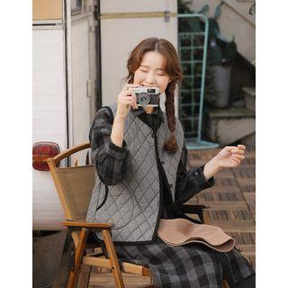 Button-up Quilted Vest Black - One Size